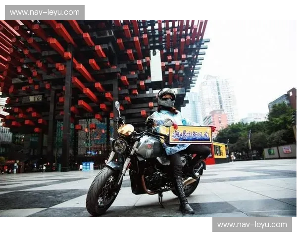 双城记:当外滩的霓虹撞上工体的嘶吼,谁才是中超的终极排面? 双城记:当外滩的霓虹撞上工体的嘶吼,谁才是中超的终极排面?